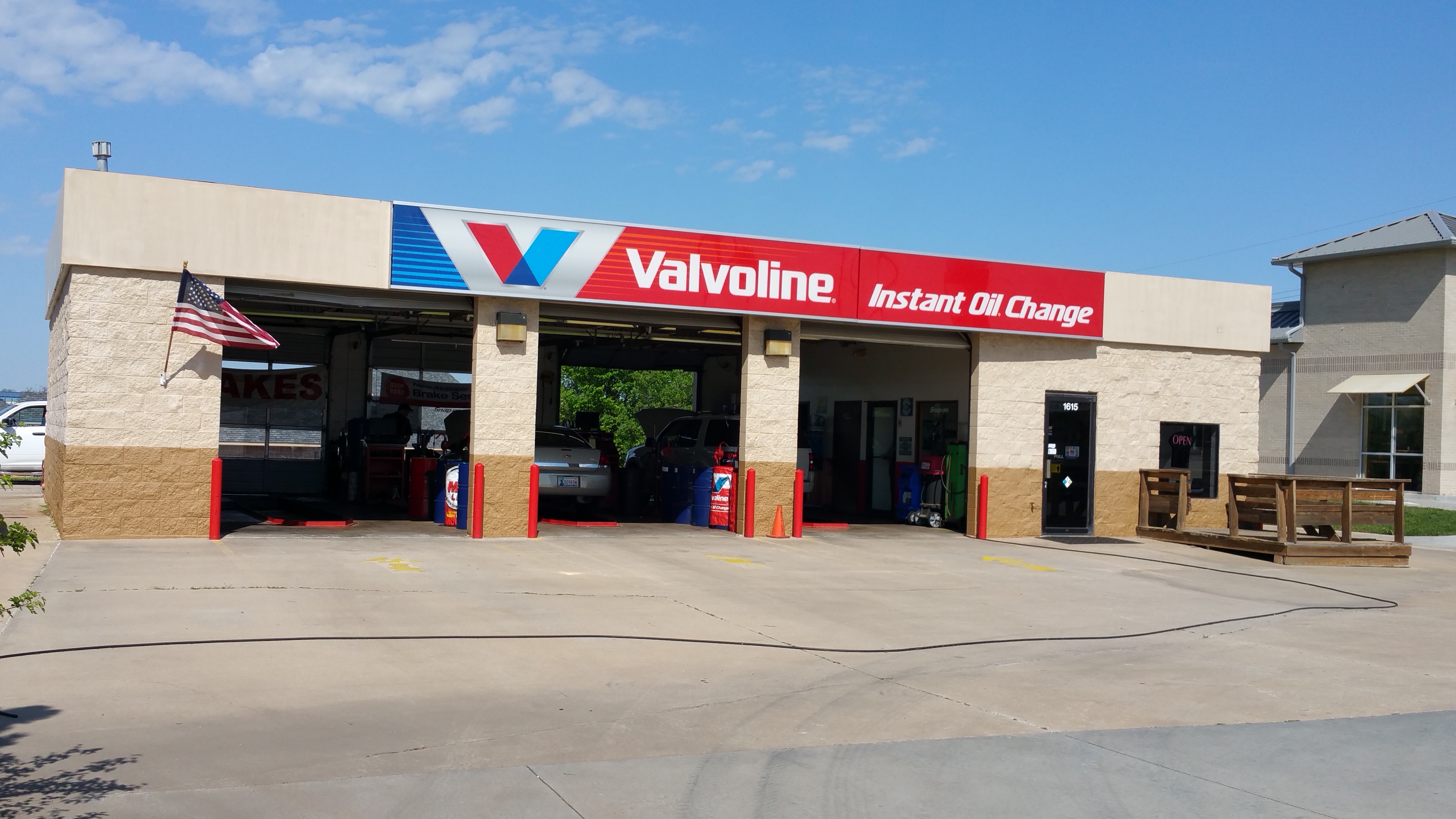 valvoline oil change near me