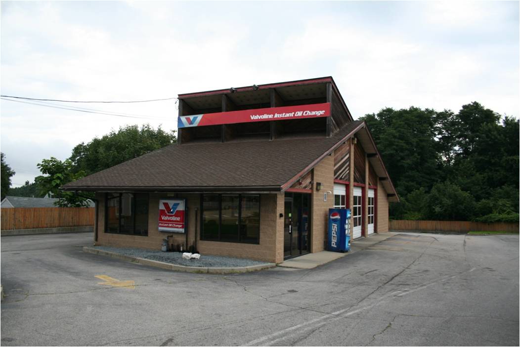 Valvoline Instant Oil Change Warren, RI, 600 Metacom Avenue